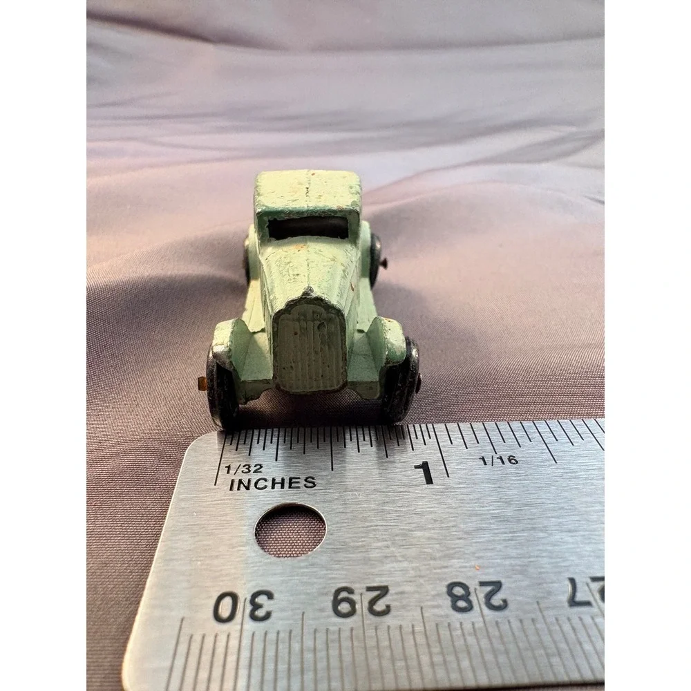 Vintage Tootsietoy Diecast Coupe Seafoam Green 1930s Antique Toy Car USA E-27